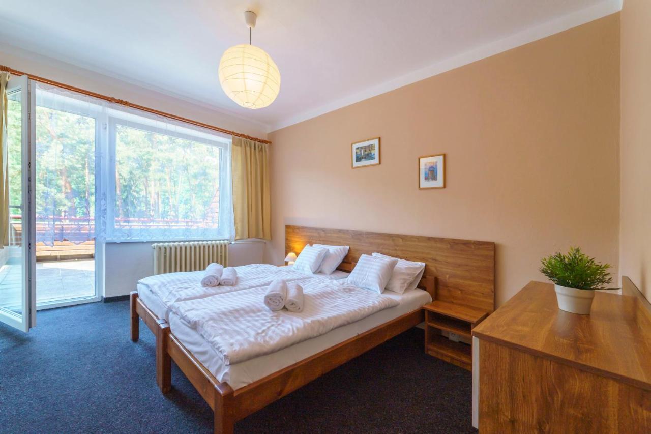 Hotel Hladina Nebrich Dış mekan fotoğraf