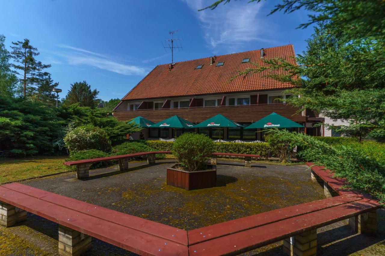 Hotel Hladina Nebrich Dış mekan fotoğraf